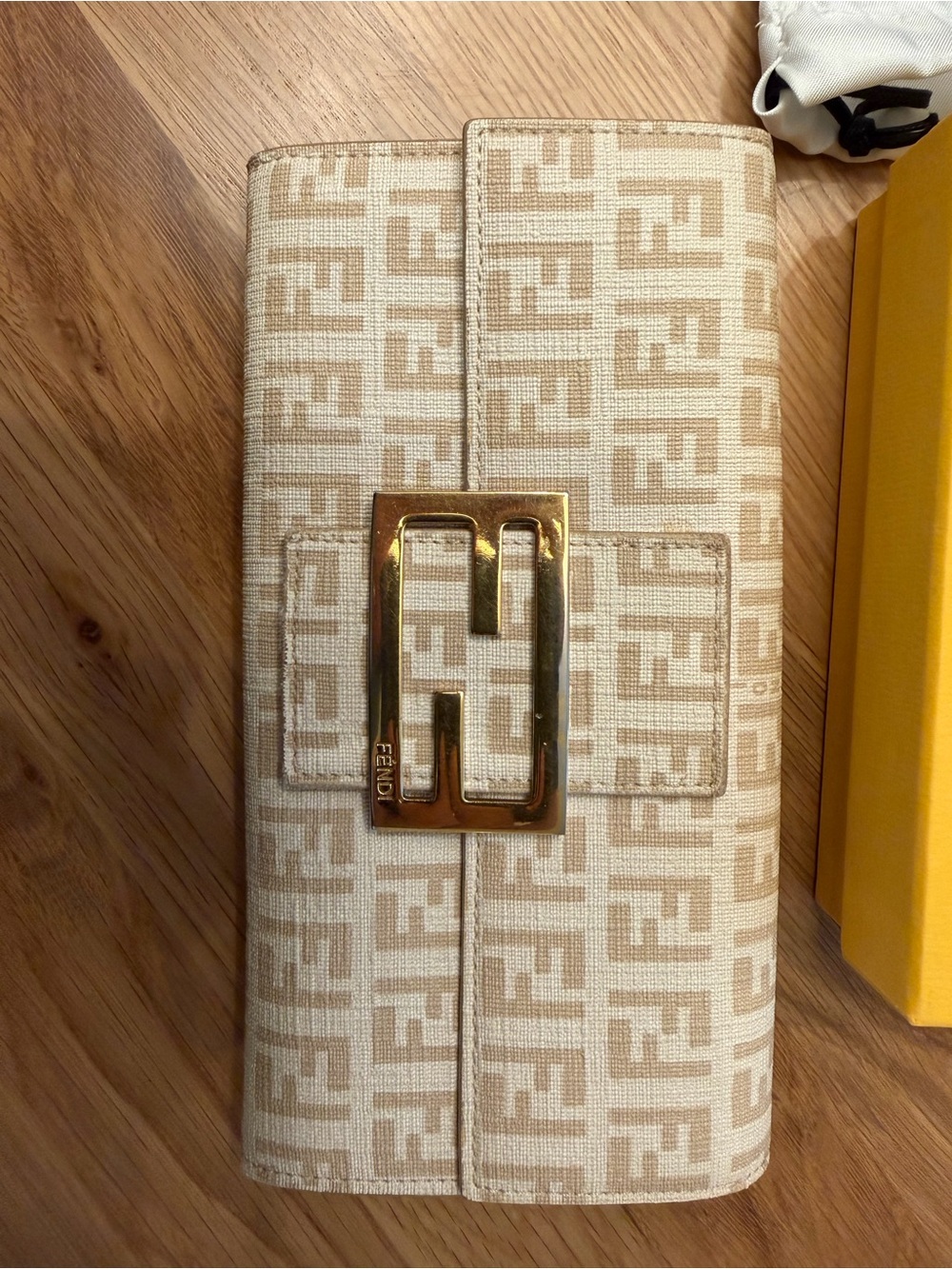 Fendi Beige FF Logo Continental Wallet with Gold Buckle Accent - Picture 2 of 15